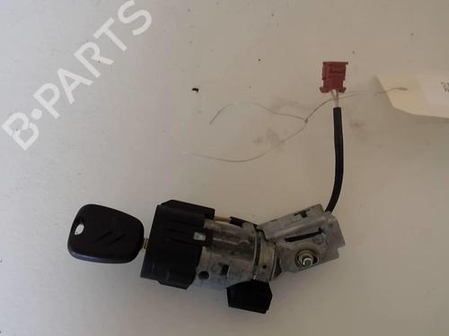 Used Ignition barrel CITROËN C3 I (FC_, FN_) 1.1 i (60 hp) 18209000