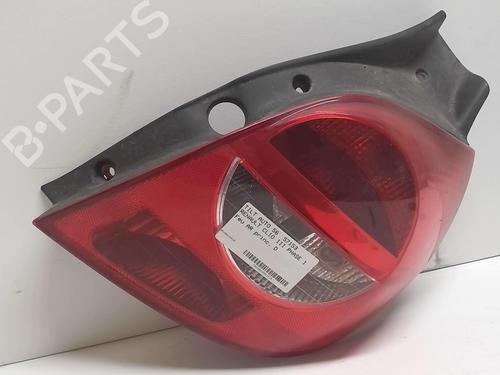 Used Right taillight RENAULT CLIO III (BR0/1, CR0/1) 1.2 16V (BR02, BR0J, BR11, CR02, CR0J, CR11) (75 hp) 18211984