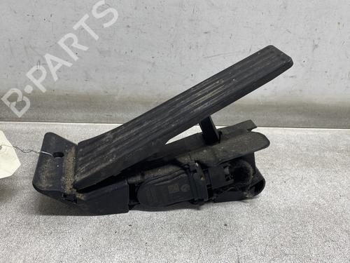 Pedal für BMW 1 (F21) 116 d (116 hp) 31640775