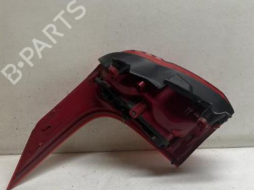Used Right taillight PEUGEOT 5008 (0U_, 0E_) 1.6 HDi (112 hp) 18229783