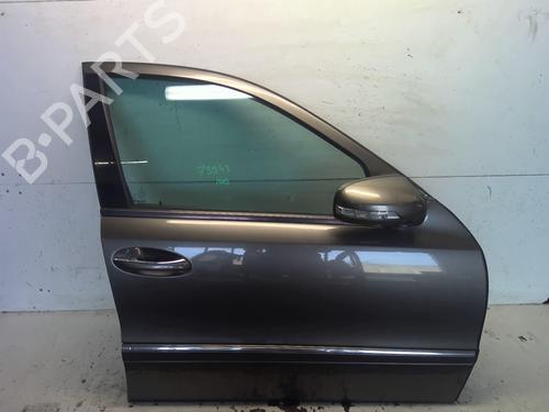 Used Right front door MERCEDES-BENZ E-CLASS (W211) E 280 CDI (211.020) (190 hp) 30318400