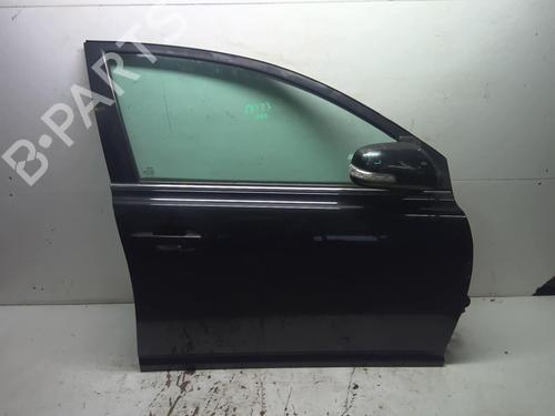 Used Right front door TOYOTA AVENSIS Estate (_T25_) 2.2 D-CAT (ADT251_, ADT251R) (177 hp) 18226001