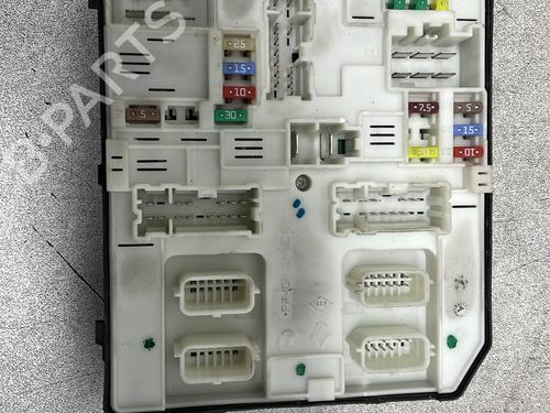 fuse-box-renault-megane-iii-hatchback-bz01_-b3_-2008-32317007 main image