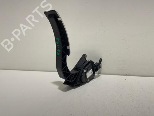 Used Pedal Pedal RENAULT CAPTUR I (J5_, H5_) 1.2 TCe 120 (118 hp) 39982059 39982059