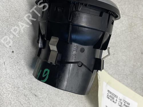 Air vent MERCEDES-BENZ A-CLASS (W176) A 200 CDI (176.001) | BP28175073I21 