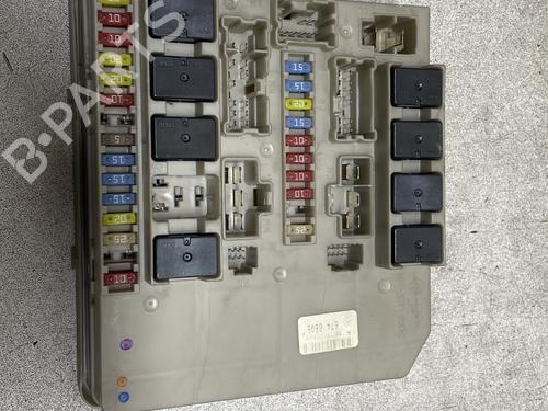 Used Fuse box RENAULT CLIO III (BR0/1, CR0/1) 1.2 16V (BR0P, CR0P) (101 hp) 30899980
