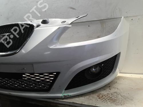 Front bumper SEAT LEON (1P1) 2.0 TDI 16V | BP31640802C7