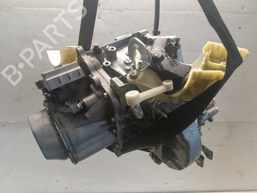 gearbox-citroen-c4-cactus-2014-31063499 main image