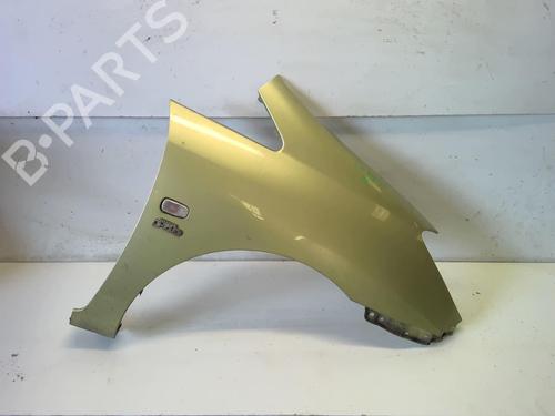 Used Right front fenders TOYOTA COROLLA Verso (_E12_) 2.0 D-4D (CDE120_, CDE120R) (90 hp) 18217356