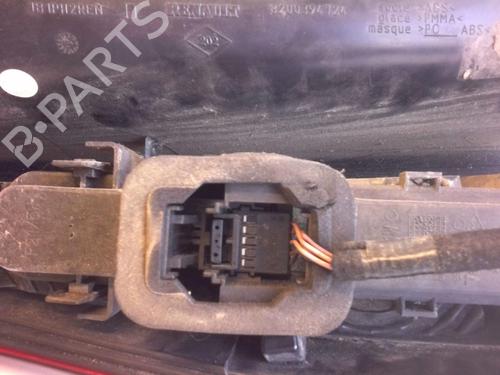 Used Right taillight Right taillight RENAULT ESPACE IV (JK0/1_) 2.0 dCi (JK02, JK03) (131 hp) 18228878 18228878