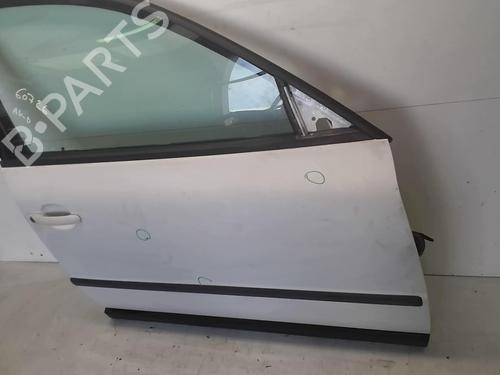Dør høyre foran VW PASSAT B5 (3B2) 1.9 TDI | BP18218510C3 