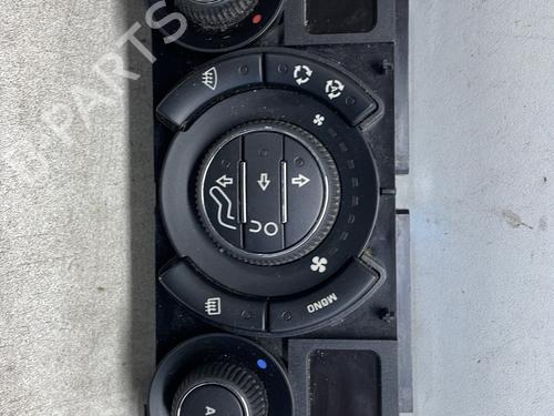 Used Climate control PEUGEOT 3008 I MPV (0U_) 1.6 HDi (114 hp) 27166654