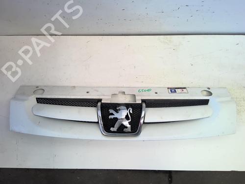 Used Grille PEUGEOT PARTNER Box Body/MPV (5_, G_) 1.6 HDi 75 (75 hp) 24213122