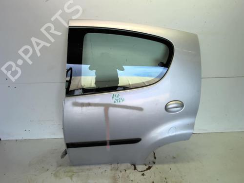 Used Left rear door PEUGEOT 107 (PM_, PN_) 1.0 (68 hp) 21899545