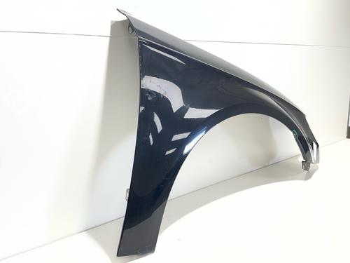 Used Right front fenders Right front fenders 37637459 37637459