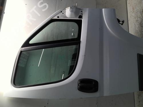Right front door PEUGEOT BOXER Van 2.2 BlueHDi 165 | BP32272730C3