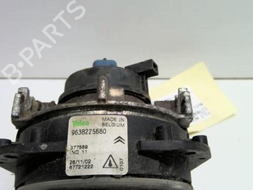 Venstre  Fortil Tågelygte CITROËN XSARA PICASSO (N68) 2.0 HDi (90 hp) 18220356
