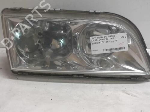 Højre forlygte VOLVO V40 Estate (645) 1.9 DI (115 hp) 18221870