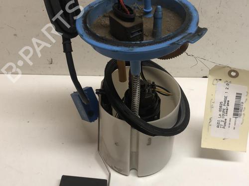 Used Fuel pump AUDI TT (8J3) 2.0 TFSI (200 hp) 18230951