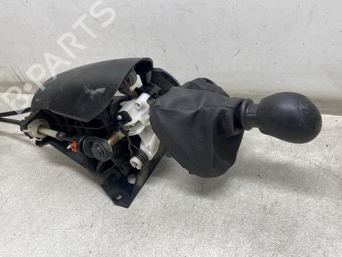 Used Gear lever Gear lever RENAULT MASTER III Van (FV) 2.3 dCi 145 FWD (FV0E, FV0F, FV0H, FV02, FV0M, FV0S,... (146 hp) 31088507 31088507