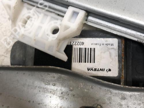 Used Front right window mechanism Front right window mechanism CITROËN DS3 (SA_) 1.4 HDi 70 (SA8HP4) (68 hp) 18220930 18220930