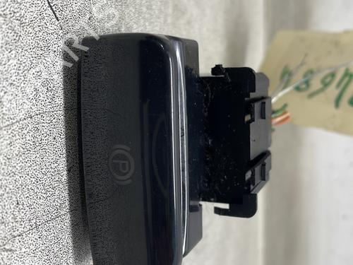 switch-citroen-c4-ii-nc_-2009-32440916 main image