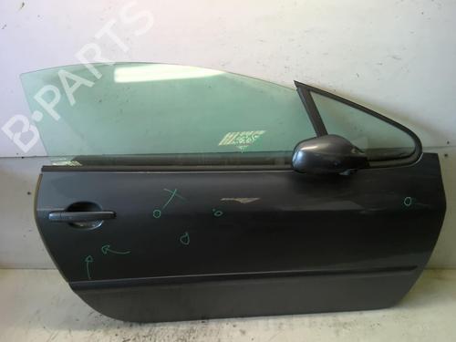 Used Right front door PEUGEOT 307 CC (3B) 2.0 HDi 135 (136 hp) 18226648