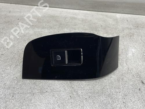 Used Right front window switch Right front window switch MAZDA 3 Hatchback (BP) 2.0 SKYACTIV-G M Hybrid (122 hp) 27335704 27335704