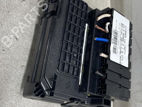 Fuse box CITROËN C3 II (SC_) 1.0 VTi 68 | BP30870732E1 - Image 3