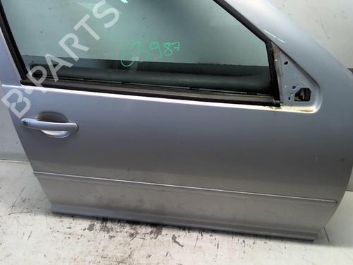 Used Right front door VW GOLF IV (1J1) 1.6 (100 hp) 18217546