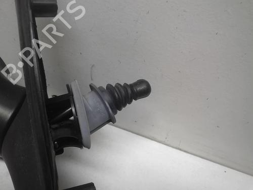 Used Right mirror PEUGEOT 206 Hatchback (2A/C) 1.4 i (75 hp) 18211100