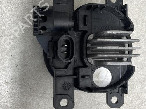 right-front-fog-light-ds-ds-3-sa_-2015-2016-2017-2018-2019-27355093 main image