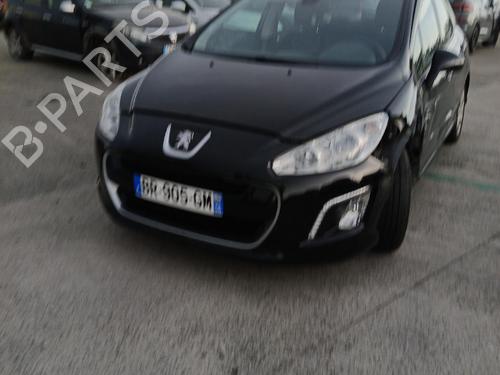 Brugte PEUGEOT 308 I (4A_, 4C_)  1.6 HDi  4838444