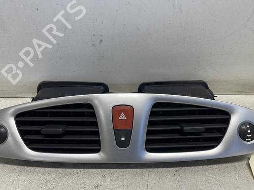Used Air vent RENAULT SCÉNIC III (JZ0/1_) 1.5 dCi (110 hp) 26023071