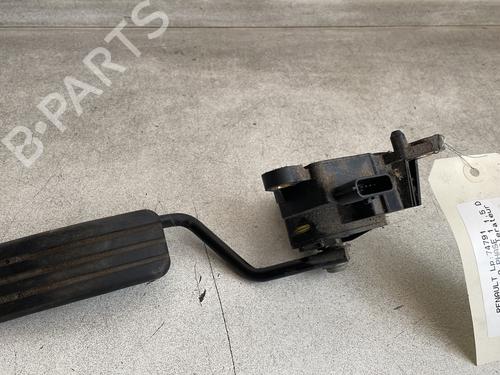 Pédale RENAULT KANGOO / GRAND KANGOO II (KW0/1_) 1.5 dCi 90 (KW05, KW08, KW0G, KW11) (90 hp) 32136488