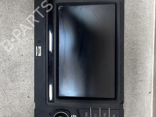 display-monitor-vw-passat-b8-variant-3g5-cb5-2014-32440900 main image