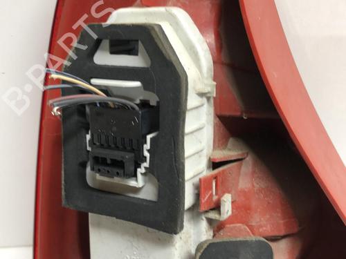 Used Right taillight RENAULT CLIO II (BB_, CB_) 1.4 16V (B/CB0P, BB13) (98 hp) 18231528