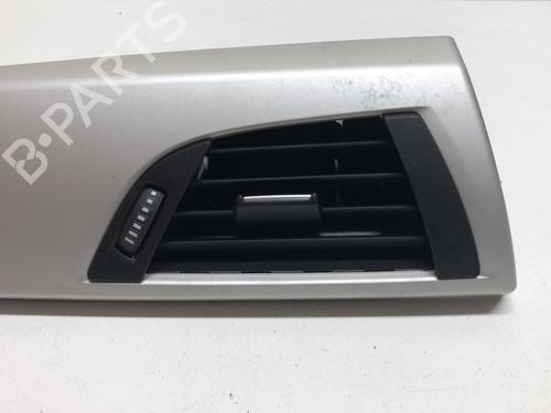 Used Air vent BMW 1 (F21) 116 d (116 hp) 18210361