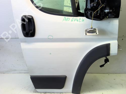 Used Right front door FIAT DUCATO Van (250_) 160 Multijet 3,0 D (158 hp) 18230485