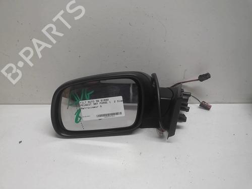 Used Left mirror Left mirror 18211110 18211110