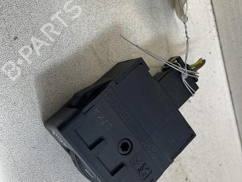 Headlight switch CITROËN DS5 1.6 BlueHDi 120 | BP25158580I24 - Image 3