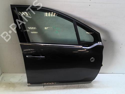 right-front-door-peugeot-2008-i-cu_-2013-38436875 main image