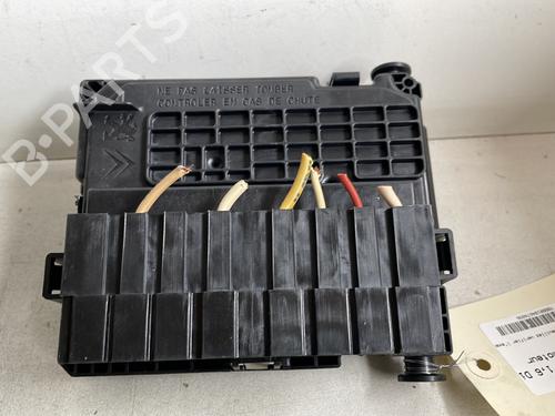 Used Fuse box Fuse box PEUGEOT 207 (WA_, WC_) 1.6 HDi (90 hp) 25031684 25031684