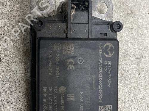 BP29966029M83 main image