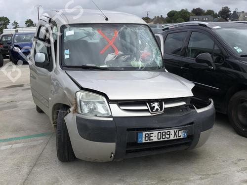 Right taillight PEUGEOT PARTNER MPV (5_, G_) 1.6 HDi 90 | BP18220123C35 