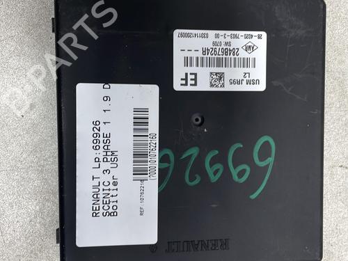 Fuse box RENAULT SCÉNIC III (JZ0/1_) 1.9 dCi (JZ0J, JZ1J, JZ1K, JZ1S) | BP26707813E1