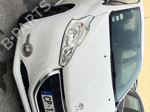 Brugte PEUGEOT 208 I (CA_, CC_) 1.4 HDi (68 hp) 4309177