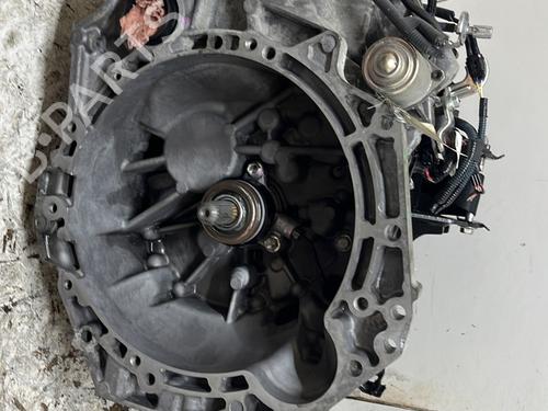 Gearkasse TOYOTA YARIS (_P9_) 1.4 D-4D (NLP90_, NLP90R) (90 hp) 29355331