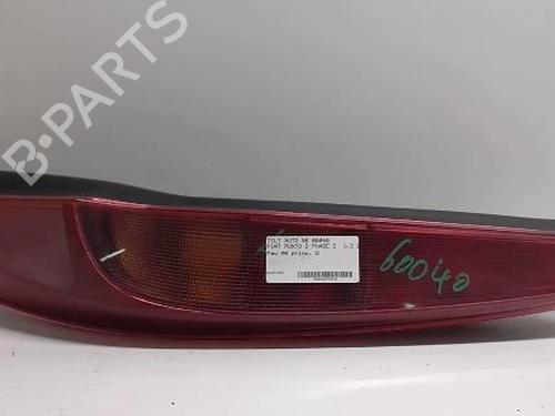 Høyre baklys FIAT PUNTO (188_) 1.3 JTD 16V (70 hp) 18218635