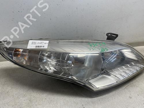 Used Right headlight RENAULT MEGANE III Grandtour (KZ0/1) 1.5 dCi (KZ09, KZ0D, KZ1G, KZ29, KZ14, KZ1W, KZ10, KZ1F,... (110 hp) 29071813